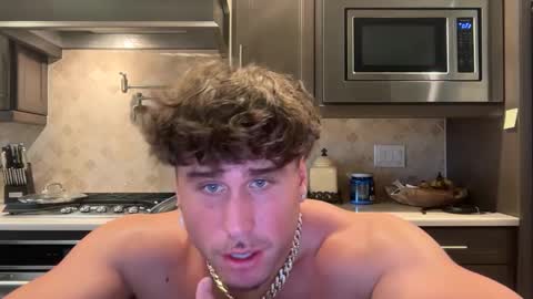 hungkingg22 online show from October 14, 4:43 pm