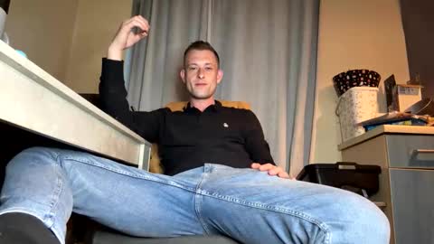 HungTeaseX online show from April 24, 7:49 pm