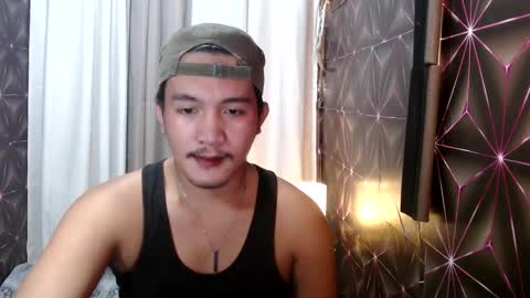 hunkylloyd online show from January 12, 10:56 am