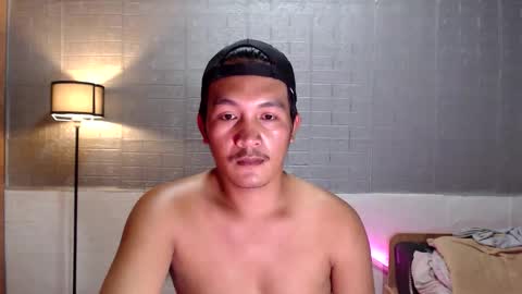 hunkylloyd online show from March 16, 5:55 am