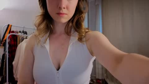 Ines online show from May 17, 5:33 pm