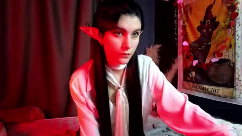 Hyeon Jin online show from February 14, 9:03 am