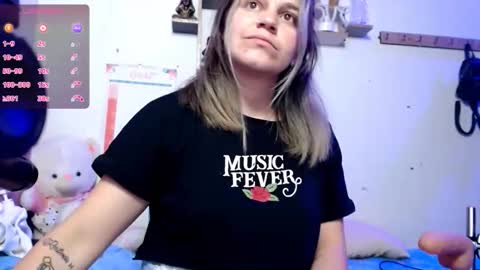 Hello Im Julieta Im 25 years old and I love being here. Thank you for visiting my living room. The only rule is that you hap online show from October 13, 8:16 am