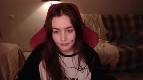 elisabeth online show from March 4, 3:04 pm