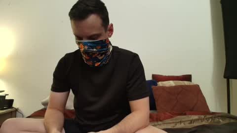 i o ro online show from March 20, 8:19 am