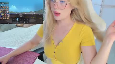 HiI am  EvaPVT is open  online show from June 15, 11:46 am