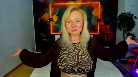 Samanta online show from May 2, 2:28 am