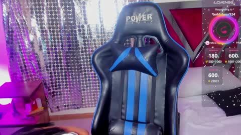 Snapshot of iam_iisabela chatting on January 27, 3:47 am Isa online show from January 27, 3:47 am