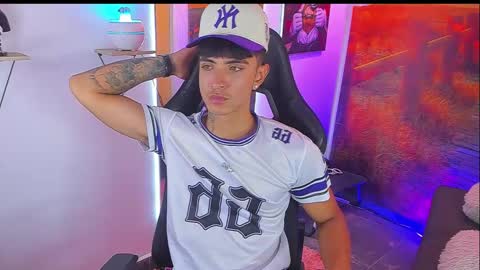 Light online show from September 25, 1:34 am
