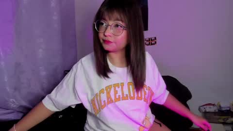 Zoe 3 online show from January 11, 12:01 am