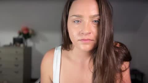 Crystal online show from October 16, 3:50 am