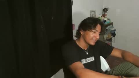 iammaximo online show from June 16, 3:32 am