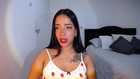 Snapshot of iamroxanne chatting on September 20, 5:54 am Camila online show from September 20, 5:54 am