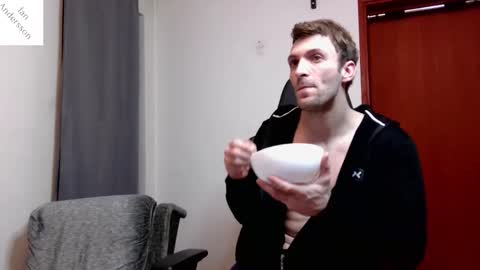 Ian Andersson online show from February 15, 4:47 am