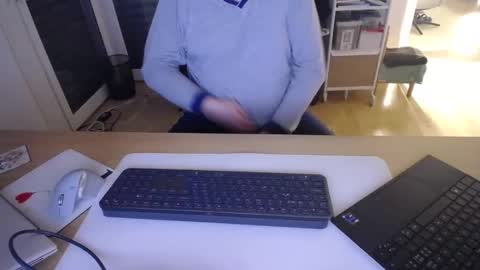 iandy12 online show from April 23, 10:11 pm