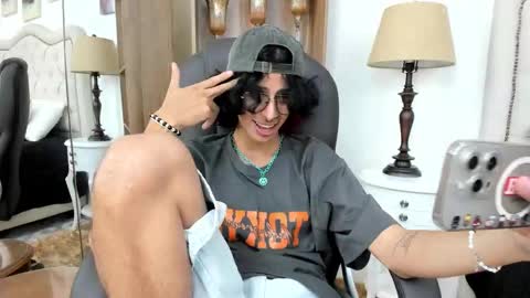 ibratxandy online show from February 2, 8:05 pm