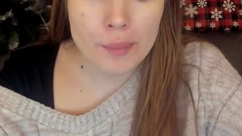 Danielle online show from January 12, 1:40 pm