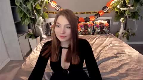 Danielle online show from October 26, 1:34 pm