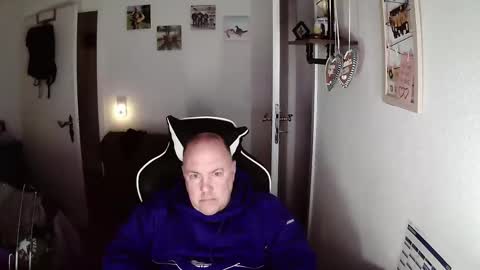 iceoli123 online show from February 2, 5:09 pm