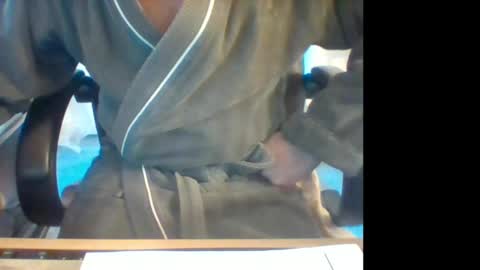 icumalot4you online show from December 23, 9:05 am