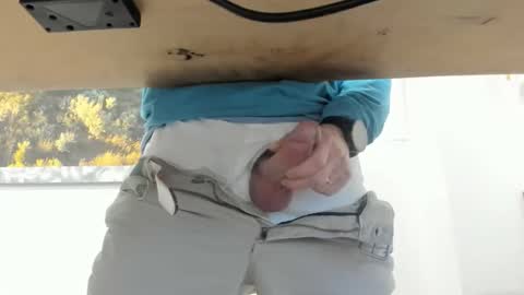 idfunguy2023 online show from December 14, 11:55 pm