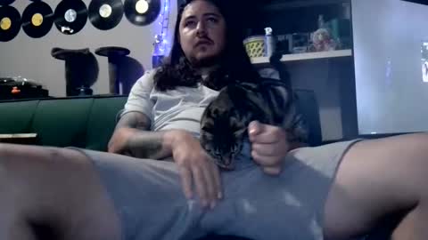 Snapshot of iggy_iggy_iggy chatting on October 28, 8:43 pm iggy_iggy_iggy online show from October 28, 8:43 pm