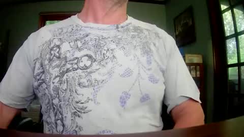 il_undercover online show from May 23, 11:06 am