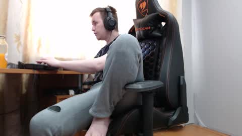 lord online show from November 19, 9:08 am