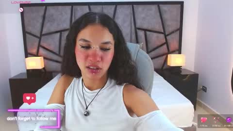 ilitzy cardona online show from November 12, 1:41 am