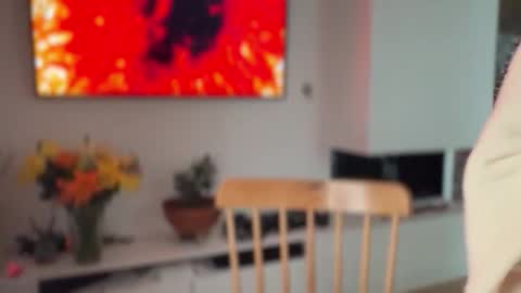 Kloe online show from March 9, 10:25 pm