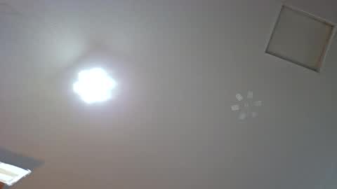 illcomunicate69 online show from October 22, 3:21 am