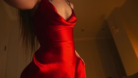 illona_harriss online show from December 5, 4:27 pm