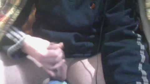 yunstud online show from December 12, 6:10 pm