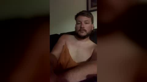 ilovefishing4 online show from April 26, 4:32 am