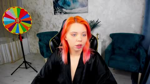 Roxy online show from April 3, 7:10 pm