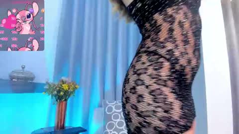  LUCY online show from February 10, 7:07 pm