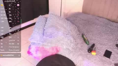 Charles online show from February 9, 10:34 pm