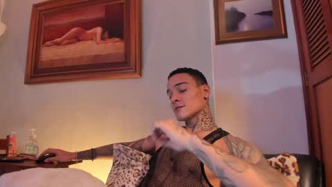 im_dominike online show from February 8, 10:40 pm