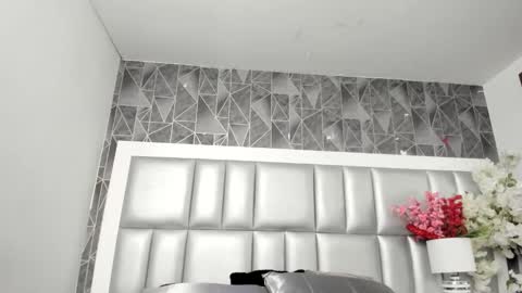  Im Gaia online show from March 4, 1:06 pm