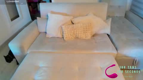 im_mariana online show from February 13, 2:04 am