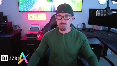 Snapshot of imdjazra chatting on February 4, 2:17 am DJ Azra online show from February 4, 2:17 am