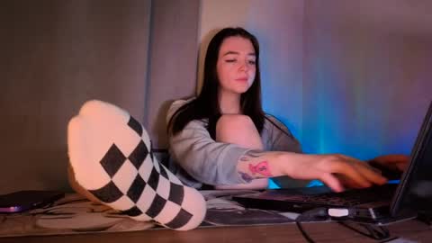 imkittygirlss online show from April 8, 6:44 pm