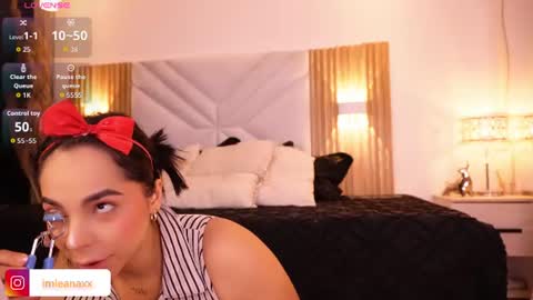 Leana online show from August 7, 10:30 pm