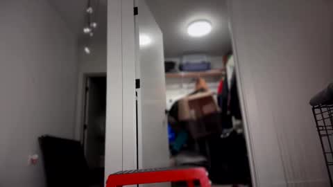 imlightskn online show from November 9, 6:39 am