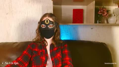 Miss Amelie online show from March 8, 2:15 am