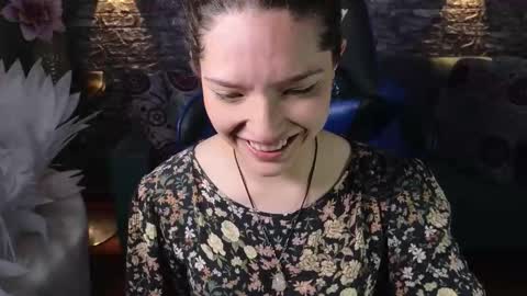 Karen  online show from October 17, 7:40 pm