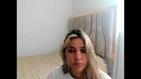 Lana online show from October 29, 9:15 pm