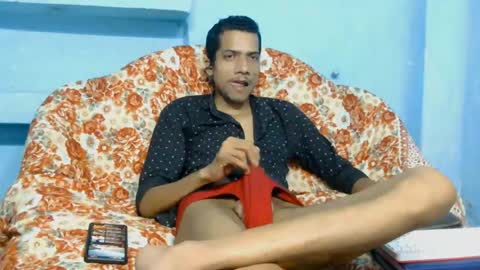 Suman Leo online show from April 18, 7:07 pm