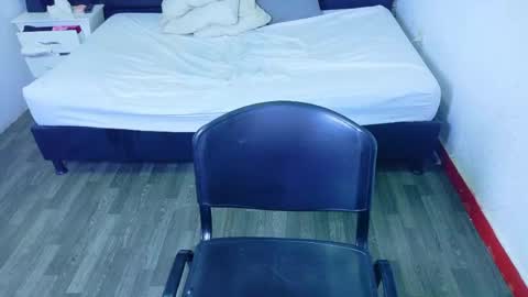 indian_whore18 online show from May 5, 2:51 am