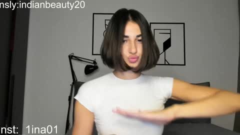 Snapshot of indianbeauty20 chatting on September 22, 6:23 pm indianbeauty20 online show from September 22, 6:23 pm